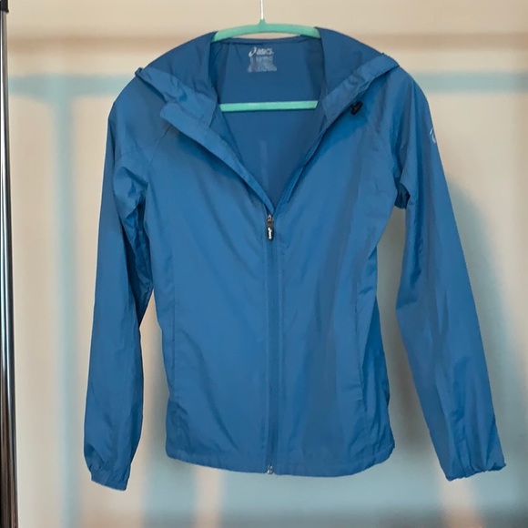 asics packable jacket